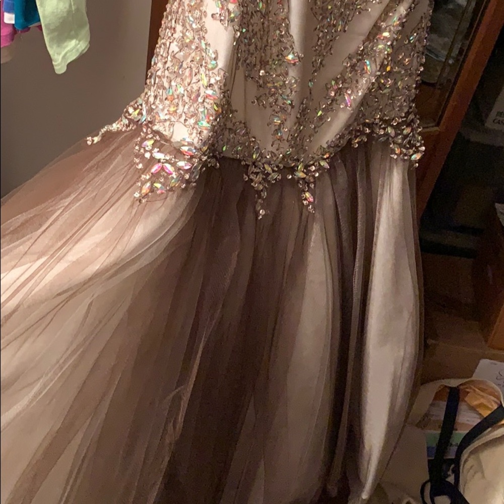 PROM DRESS! - Picture 4 of 5